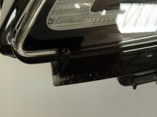 Laden Sie das Bild in den Galerie-Viewer, Frontscheinwerfer Land Rover I Evoque L551 LR116017 K8D213W030HA LED Links SCH1484015185cl