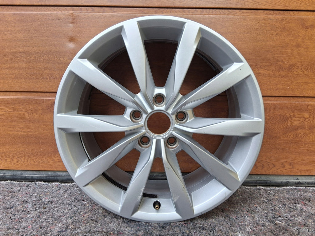 1x Alufelge 17 Zoll 7.0" 5x112 49ET Glanz Silber 5G0601025CH VW Golf VII I Caddy FEL8369502127ib