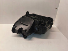 Laden Sie das Bild in den Galerie-Viewer, Frontscheinwerfer Mercedes-Benz W206 A2069066404 Rechts Scheinwerfer Headlight SCH5341722430yb