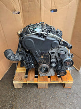 Load image into Gallery viewer, Motor Audi CAHA 2.0 TDI 170PS 125kW 133TKm 2011 Diesel Engine Komplett