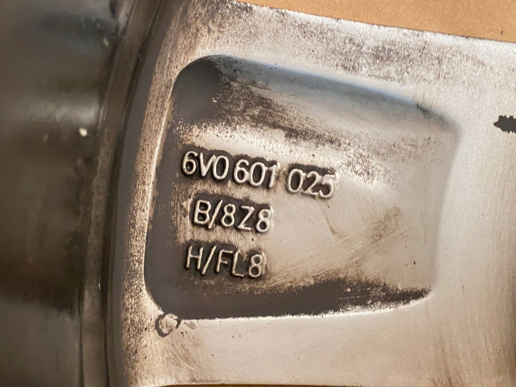 1x Alufelge 16 Zoll 7.0" 5x100 46ET 6V0601025 Skoda Fabia Iii Rim Wheel FEL3221833929le