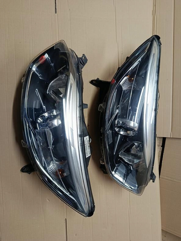 Frontscheinwerfer Renault Captur I 260102734R Links Scheinwerfer Headlight SCH2971503928dv