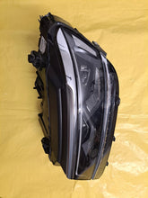 Laden Sie das Bild in den Galerie-Viewer, Frontscheinwerfer VW Tiguan 5NB941081E Full LED Links Scheinwerfer Headlight SCH2583686992pw