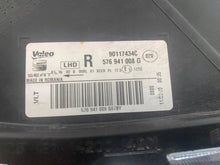 Laden Sie das Bild in den Galerie-Viewer, Frontscheinwerfer Seat Ateca 576941008G LED Rechts Scheinwerfer Headlight