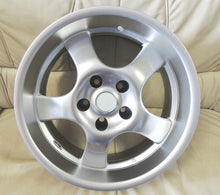 Laden Sie das Bild in den Galerie-Viewer, 4x Alufelge 17 Zoll 7.5" 5x114.3 35ET Glanz Silber Rim Wheel FEL2630809153ww