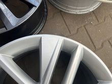 Load image into Gallery viewer, 1x Alufelge 17 Zoll 7.0" 5x100 46ET 6V0601025C-ALU-CAR Skoda Fabia Rim Wheel FEL4385914402lu