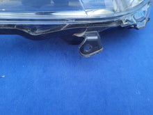Laden Sie das Bild in den Galerie-Viewer, Frontscheinwerfer Toyota Yaris Rechts Scheinwerfer Headlight SCH6758654345dm