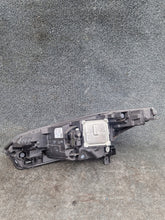 Load image into Gallery viewer, Frontscheinwerfer Renault Zoe 260102384R LED Ein Stück (Rechts oder Links) SCH6954024382cd