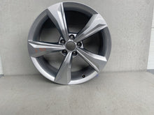 Laden Sie das Bild in den Galerie-Viewer, 1x Alufelge 19 Zoll 7.0" 5x112 34ET Glanz Silber 80A601025K Audi Q5 Rim Wheel FEL3229969622jq