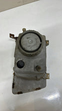 Laden Sie das Bild in den Galerie-Viewer, Frontscheinwerfer Saab 900 120953-00 Links Scheinwerfer Headlight