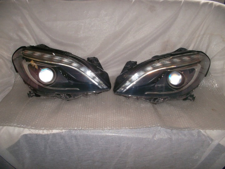 Frontscheinwerfer Mercedes-Benz W246 A2468200761 Ein Satz Scheinwerfer Headlight SCH9825658755hy