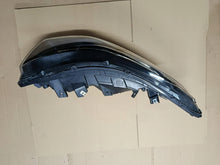 Laden Sie das Bild in den Galerie-Viewer, Frontscheinwerfer Iveco Daily VI I 05802711799 Rechts Scheinwerfer Headlight SCH1354658112yg