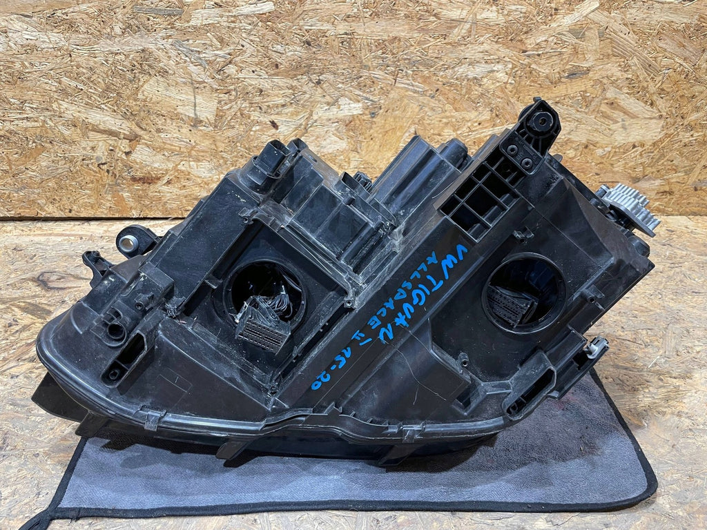 Frontscheinwerfer VW Tiguan Allspace 5NN941082C S2410P074 Full LED Rechts