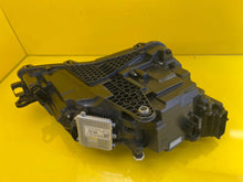 Laden Sie das Bild in den Galerie-Viewer, Frontscheinwerfer Skoda Superb III 3V1941015D LED Links Scheinwerfer Headlight