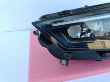 Laden Sie das Bild in den Galerie-Viewer, Frontscheinwerfer Seat Tarraco 5FJ941773B Full LED Ein Stück (Rechts oder Links)