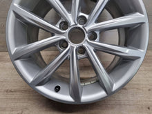 Load image into Gallery viewer, 1x Alufelge 17 Zoll 8J0601025BE Audi Tt Rim Wheel FEL1714441880va