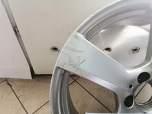 Laden Sie das Bild in den Galerie-Viewer, 1x Alufelge 18 Zoll 8.0&quot; 5x112 45ET A2074010402 Mercedes-Benz Rim Wheel