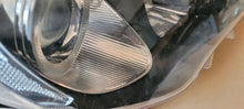 Laden Sie das Bild in den Galerie-Viewer, Frontscheinwerfer Toyota 81130-42562 Rechts Scheinwerfer Headlight SCH8895366990ze