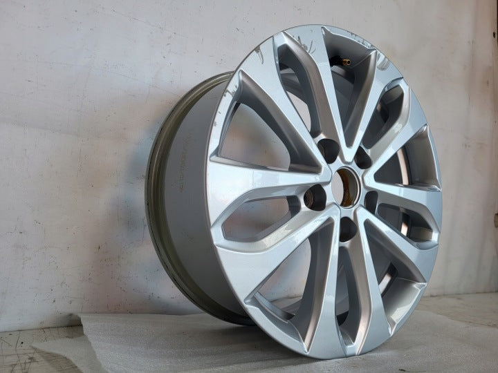 1x Alufelge 16 Zoll 6.5" 5x114.3 44ET Glanz Silber 403007521R Renault Zoe FEL3097636353xq
