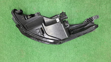 Laden Sie das Bild in den Galerie-Viewer, Frontscheinwerfer Hyundai I20 92102C8000 Rechts Scheinwerfer Headlight