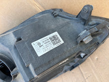 Load image into Gallery viewer, Frontscheinwerfer VW Golf VII 5G1941005 Ein Stück (Rechts oder Links) Headlight SCH5774290189ov