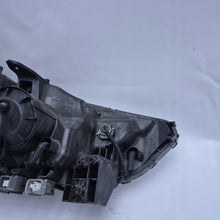 Load image into Gallery viewer, Frontscheinwerfer Mitsubishi Asx Bi-Xenon FALSE Scheinwerfer Headlight SCH2315204267br