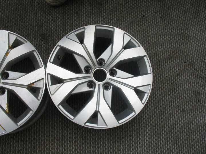 1x Alufelge 16 Zoll 6.5" 5x112 41ET Glanz Schwarz 3G0601025AL VW Passat FEL9602357176pu