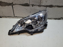 Laden Sie das Bild in den Galerie-Viewer, Frontscheinwerfer Mitsubishi Space Star Links Scheinwerfer Headlight