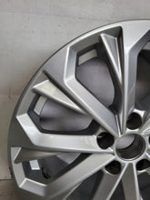 Load image into Gallery viewer, 1x Alufelge 17 Zoll 7.5&quot; 5x112 38ET 8W0601025L Audi Rim Wheel