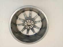 Load image into Gallery viewer, 1x Alufelge 20 Zoll 8.5" 5x112 38ET Glanz A2224014000 Mercedes-Benz W222 FEL8207596990ub