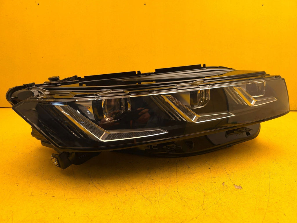 Frontscheinwerfer VW Touareg 761941082B LED Rechts Scheinwerfer Headlight SCH4902097108re