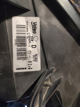 Laden Sie das Bild in den Galerie-Viewer, Frontscheinwerfer Citroën Berlingo 89318049 Rechts Scheinwerfer Headlight