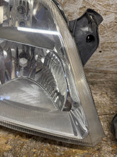 Laden Sie das Bild in den Galerie-Viewer, Frontscheinwerfer Opel Meriva A 93321052 93321053 Ein Satz Headlight SCH2641442509wp