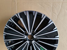 Laden Sie das Bild in den Galerie-Viewer, 1x Alufelge 17 Zoll 7.5" 5x112 Keine Farbe 3J0601025C VW Passat Rim Wheel FEL4198393466sj