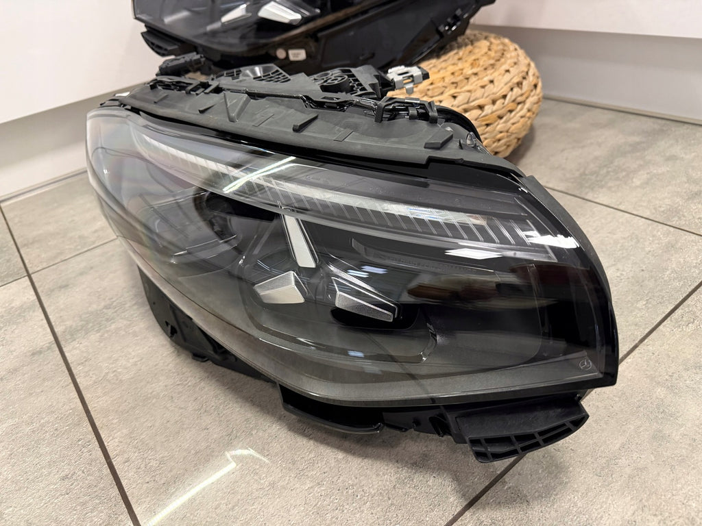 Frontscheinwerfer Mercedes-Benz Cla A1749062502 LED Rechts oder Links SCH9347966690oh