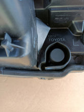 Load image into Gallery viewer, Frontscheinwerfer Toyota Yaris LED Ein Stück (Rechts oder Links) Headlight