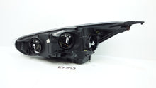 Laden Sie das Bild in den Galerie-Viewer, Frontscheinwerfer Ford Focus III F1EB-13D154-AD Rechts Scheinwerfer Headlight