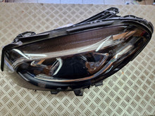 Laden Sie das Bild in den Galerie-Viewer, Frontscheinwerfer Mercedes-Benz W246 A2469066101 LED Links Headlight