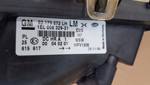 Laden Sie das Bild in den Galerie-Viewer, Frontscheinwerfer Opel Astra 93170272 93170273 Xenon Ein Satz Headlight SCH9341113250hn
