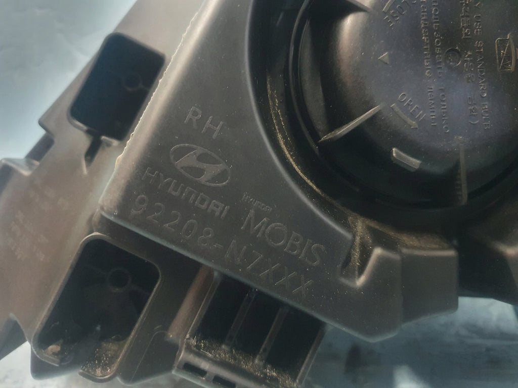 Frontscheinwerfer Hyundai Tucson Full LED Rechts Scheinwerfer Headlight SCH8816047655nz