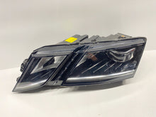Laden Sie das Bild in den Galerie-Viewer, Frontscheinwerfer Skoda Octavia III 5E1941015D LED Links Scheinwerfer Headlight SCH3178747087oq