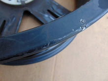 Laden Sie das Bild in den Galerie-Viewer, 1x Alufelge 18 Zoll 7.0" 5x112 40ET Glanz Schwarz 81A601025AM Audi Q2 Rim Wheel FEL5899569627mq