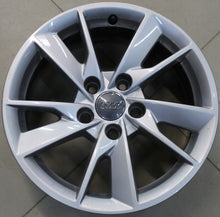 Laden Sie das Bild in den Galerie-Viewer, 1x Alufelge 16 Zoll 7.0&quot; 5x112 35ET Glanz Silber 8W0601025 Audi Rim Wheel