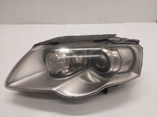 Laden Sie das Bild in den Galerie-Viewer, Frontscheinwerfer VW Passat 3C0941751K 89315530 Xenon Links Headlight