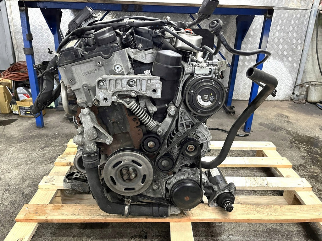 Motor Mercedes-Benz W246 651901 2.0 CDI 86TKm 2012 Diesel Engine Komplett