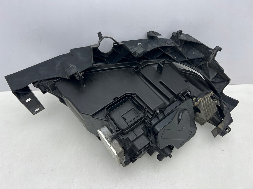 Frontscheinwerfer BMW 3 E91 E90 72025839 Xenon Ein Stück (Rechts oder Links) SCH9083084176is