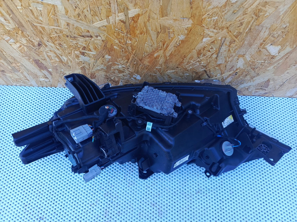 Frontscheinwerfer Mitsubishi Outlander III 8301D3-32 LED Rechts Headlight