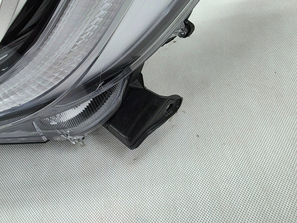 Frontscheinwerfer Toyota 4 Yaris EUK08 Links Scheinwerfer Headlight SCH5707667052yt