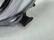 Laden Sie das Bild in den Galerie-Viewer, Frontscheinwerfer Toyota 4 Yaris EUK08 Links Scheinwerfer Headlight SCH5707667052yt