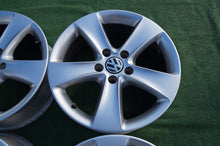 Load image into Gallery viewer, 4x Alufelge 17 Zoll 6.5" 5x112 39ET Glanz Silber 3C8601025 VW Passat Rim Wheel FEL1015655997xe